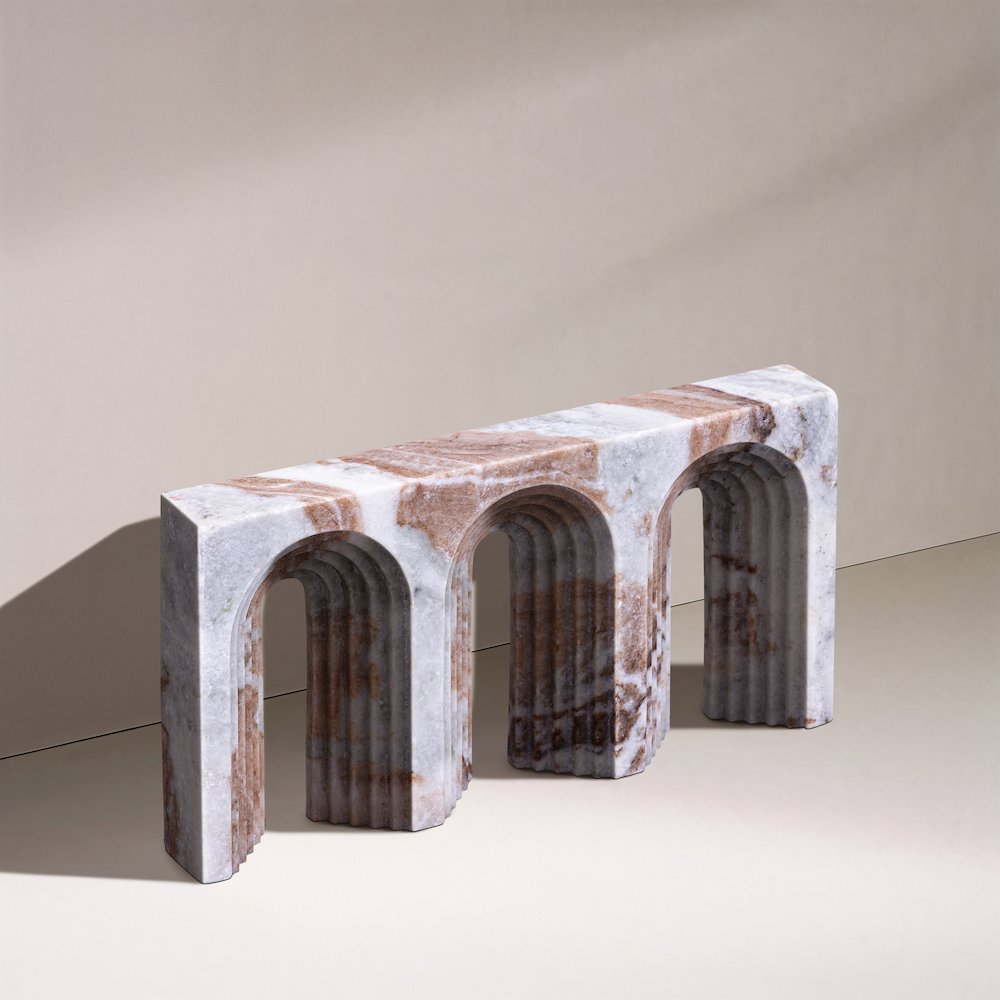 Curva Brown Marble Decorative Object. Picture 5