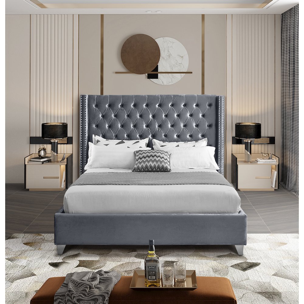 Aiden Grey Velvet Queen Bed. Picture 3