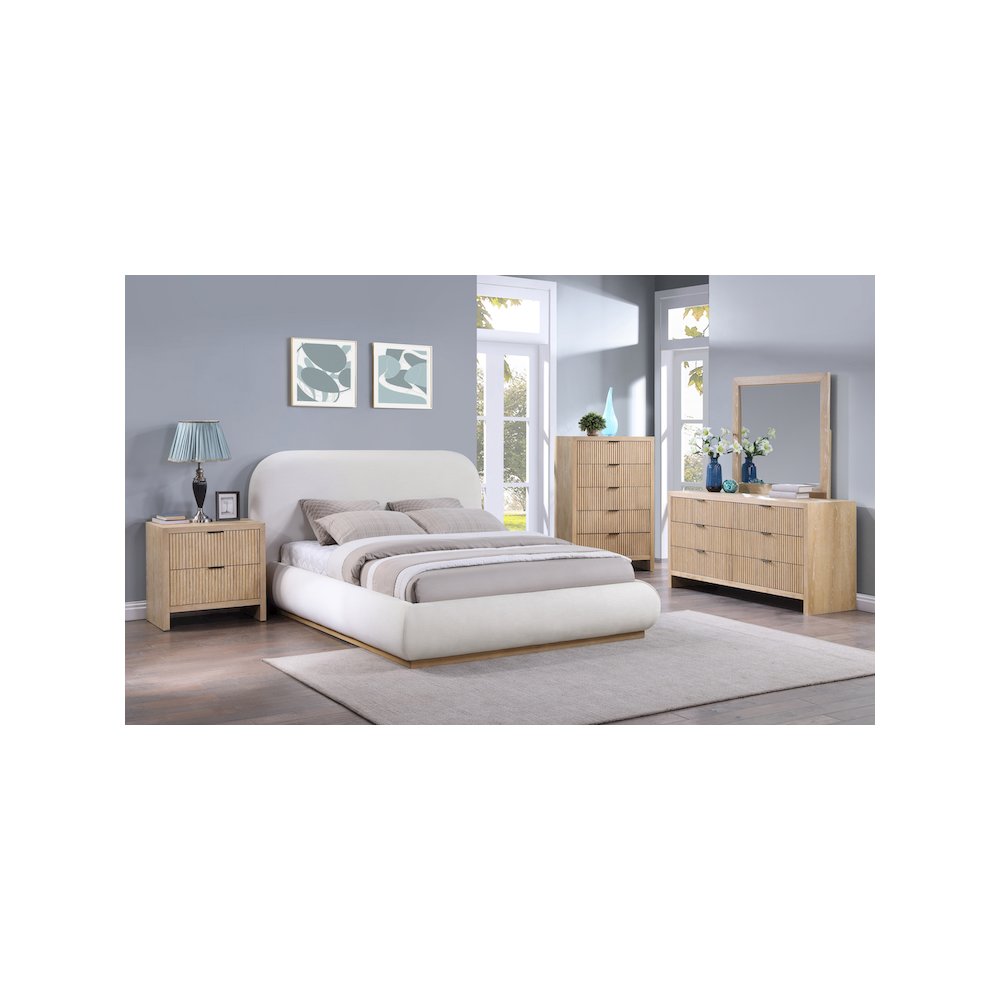 Vaughn Cream Full Bed. Picture 8