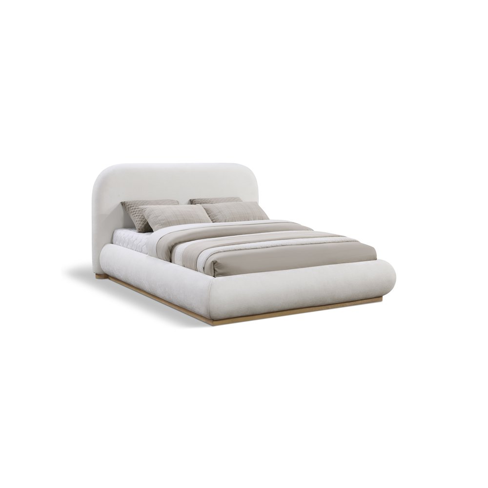 Vaughn Cream Queen Bed. Picture 1