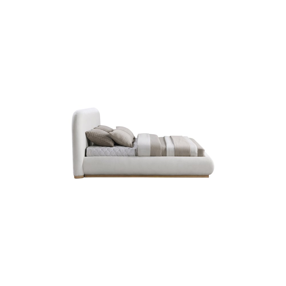 Vaughn Cream Queen Bed. Picture 3