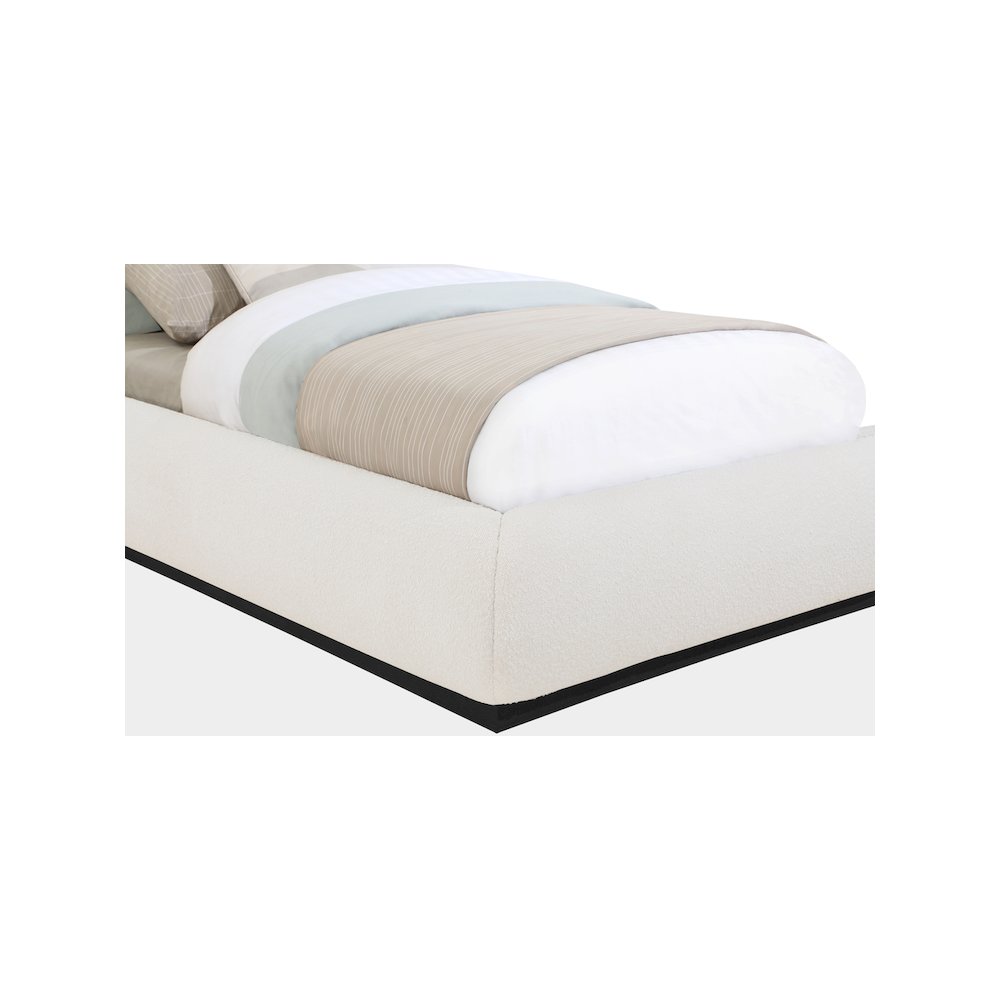 Vaughn Cream Twin Bed. Picture 5