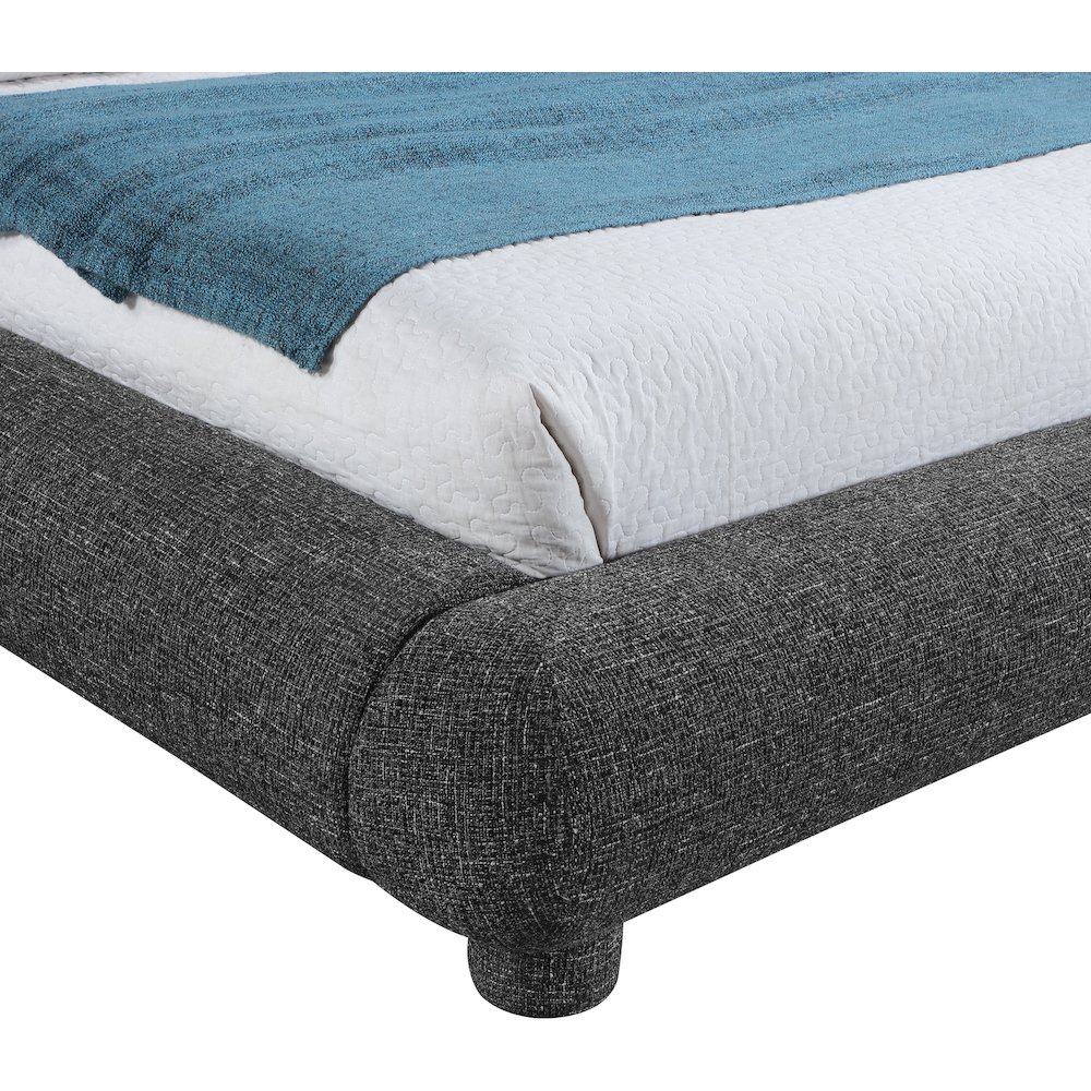 Blair Black Fabric Upholstered Queen Bed. Picture 4