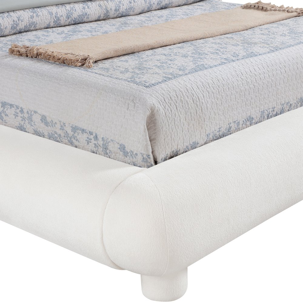 Blair Cream Chenille Fabric Upholstered Full Bed. Picture 4