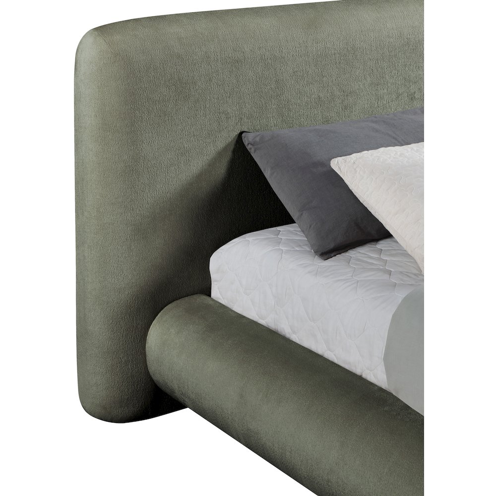 Blair Green Chenille Fabric Upholstered King Bed. Picture 5