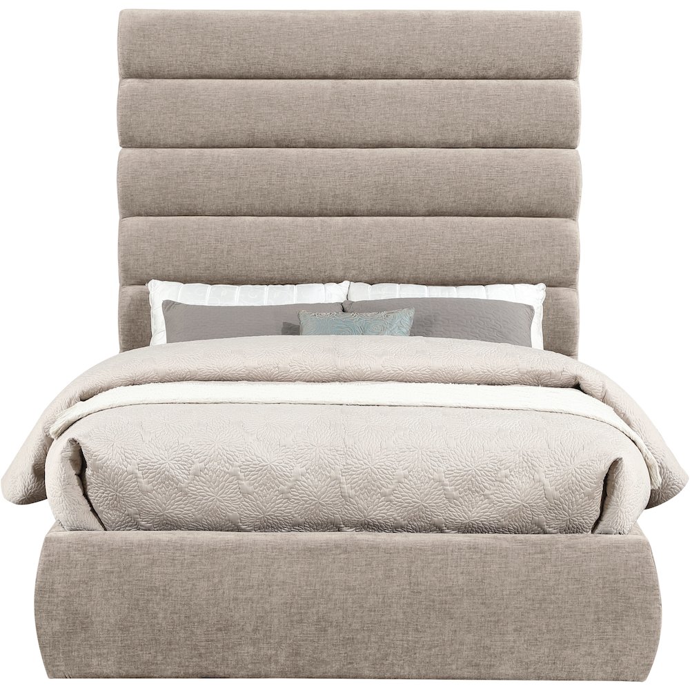 Adam Beige Chenille Fabric Full Bed. Picture 2