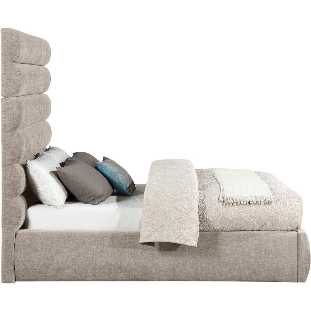Adam Beige Chenille Fabric Full Bed. Picture 3
