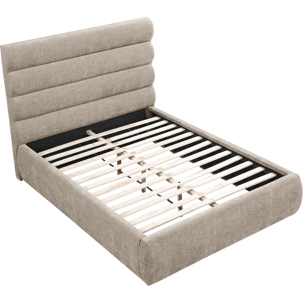 Adam Beige Chenille Fabric Full Bed. Picture 6