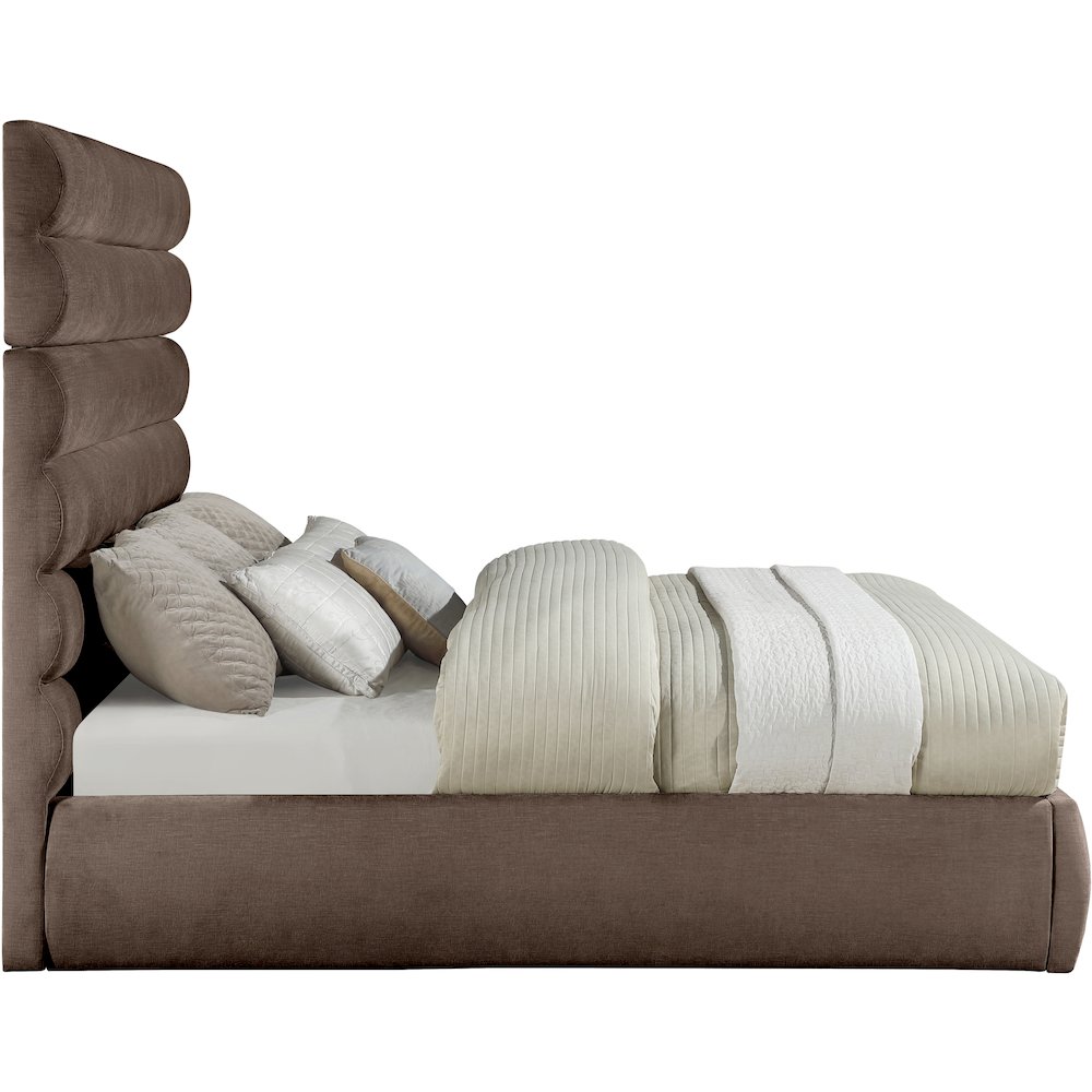 Adam Brown Chenille Fabric King Bed. Picture 3