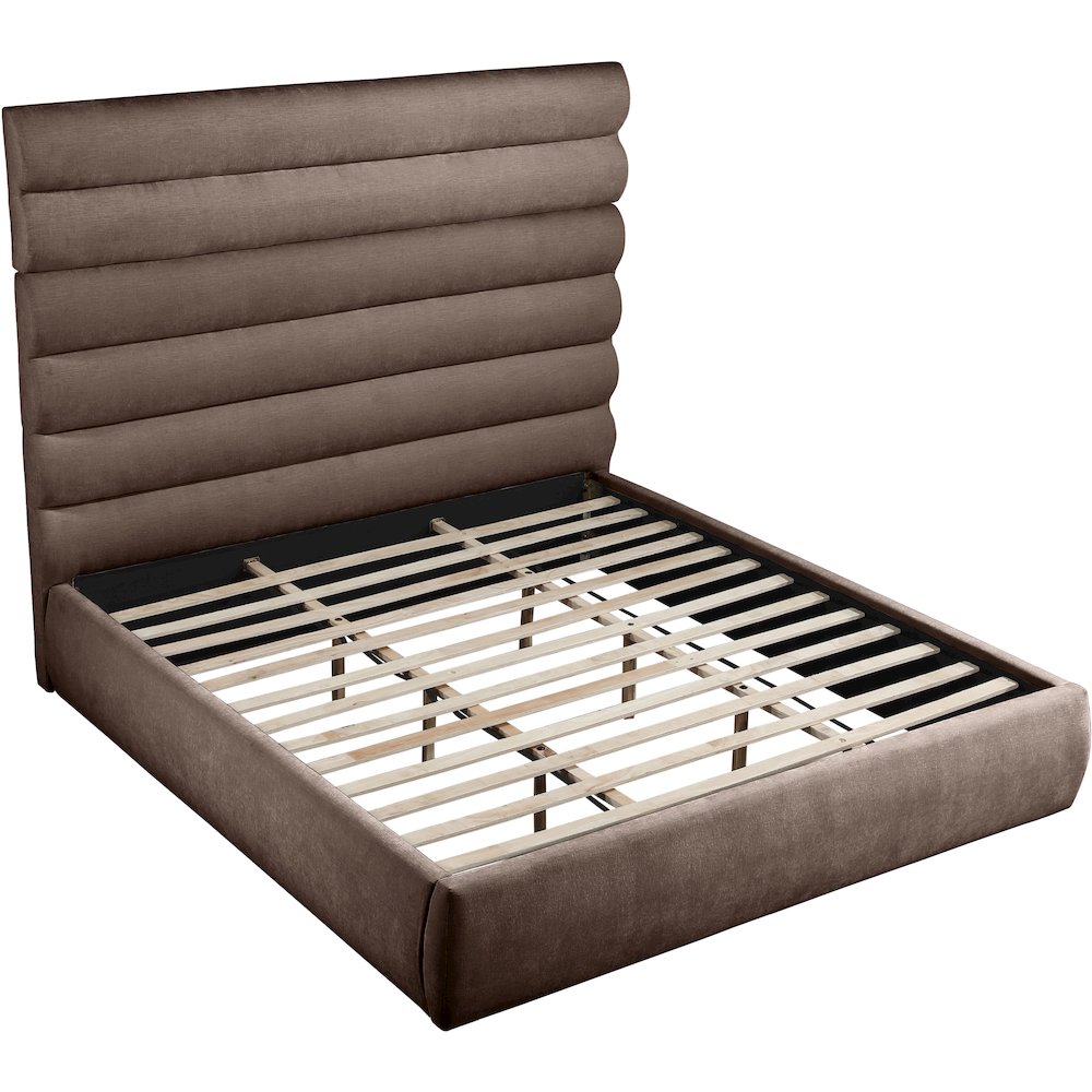 Adam Brown Chenille Fabric King Bed. Picture 6