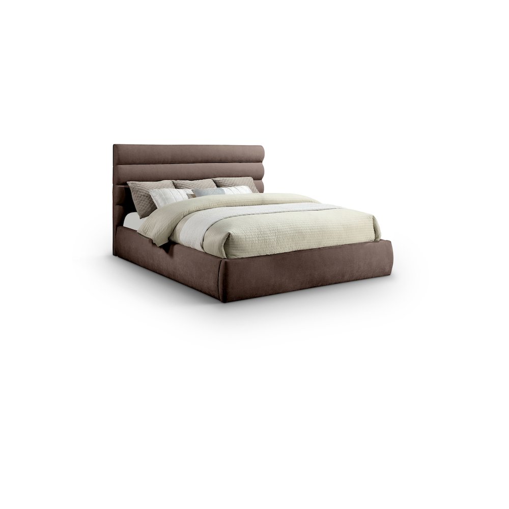 Adam Brown Chenille Fabric King Bed. Picture 1