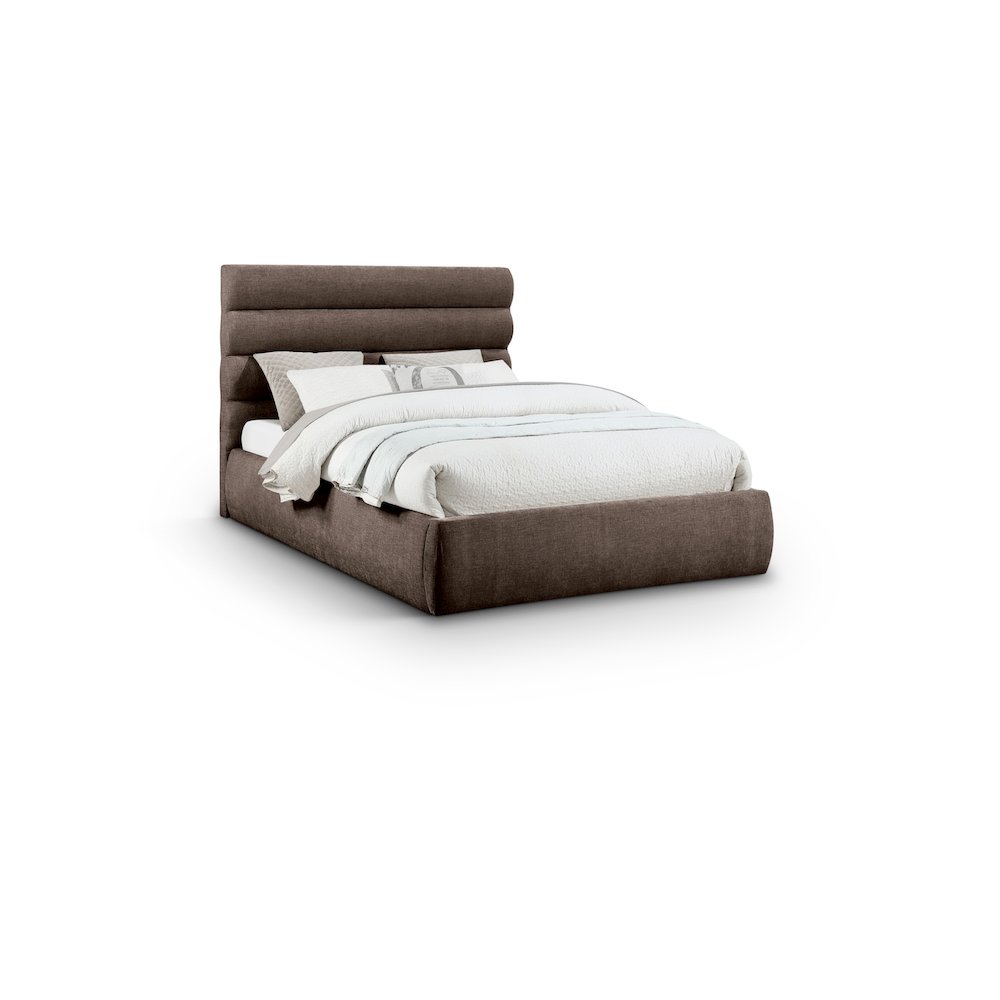 Adam Brown Chenille Fabric Queen Bed. Picture 1