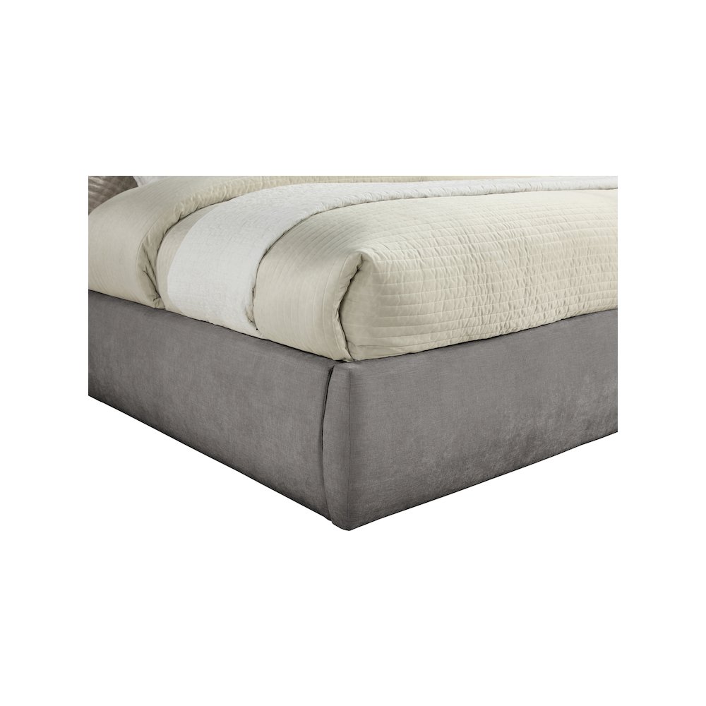 Adam Grey Chenille Fabric King Bed. Picture 5