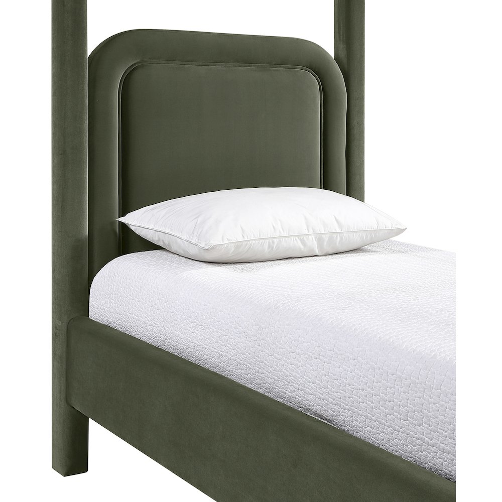 Salina Green Velvet Upholstered Twin Bed. Picture 5