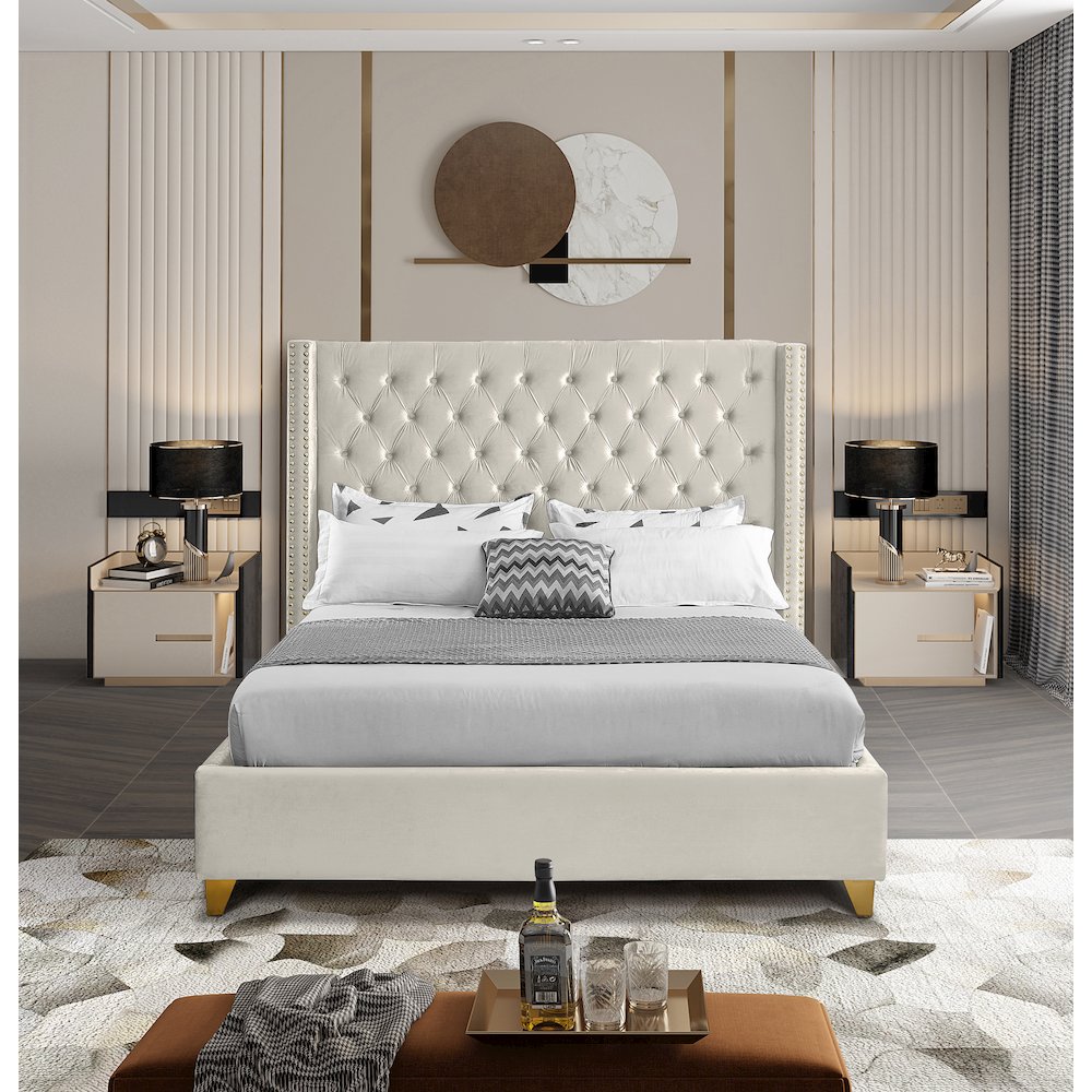 Barolo Cream Velvet Queen Bed. Picture 3