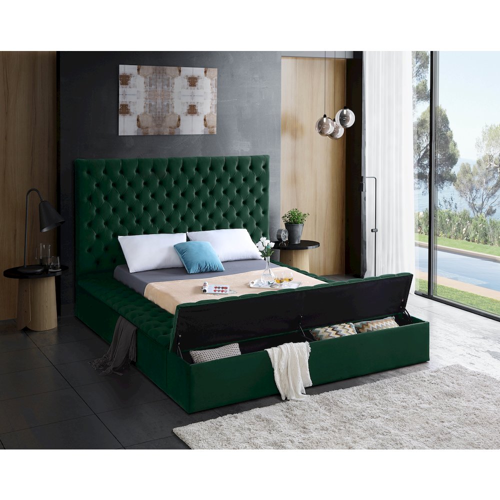 Bliss Green Velvet King Bed. Picture 3