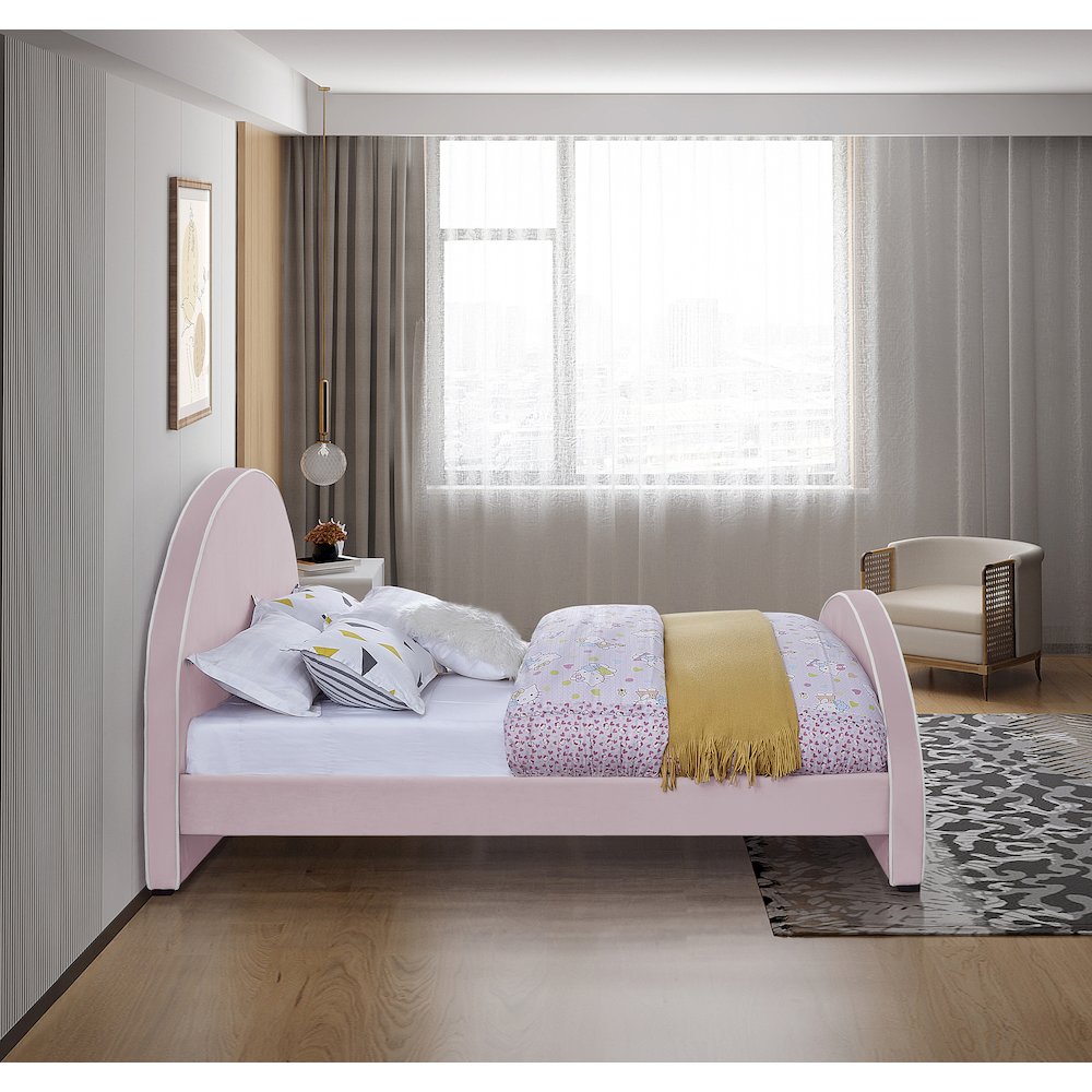 Brody Pink Velvet Full Bed. Picture 4