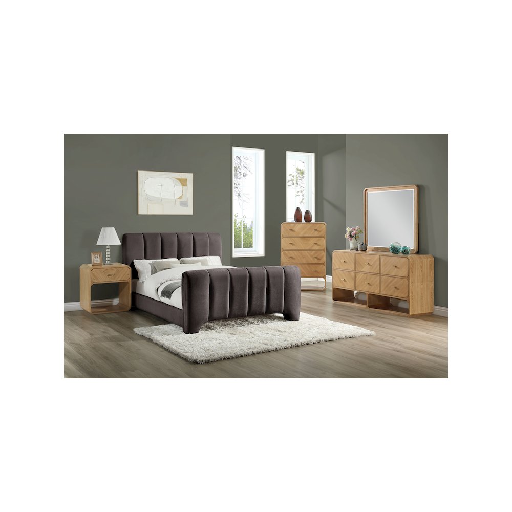 Camila Brown Chenille Fabric King Bed. Picture 8