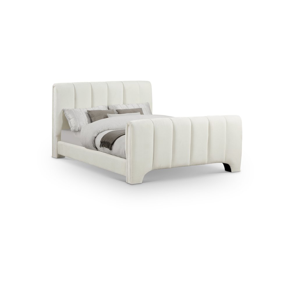 Camila Cream Chenille Fabric Full Bed. Picture 1