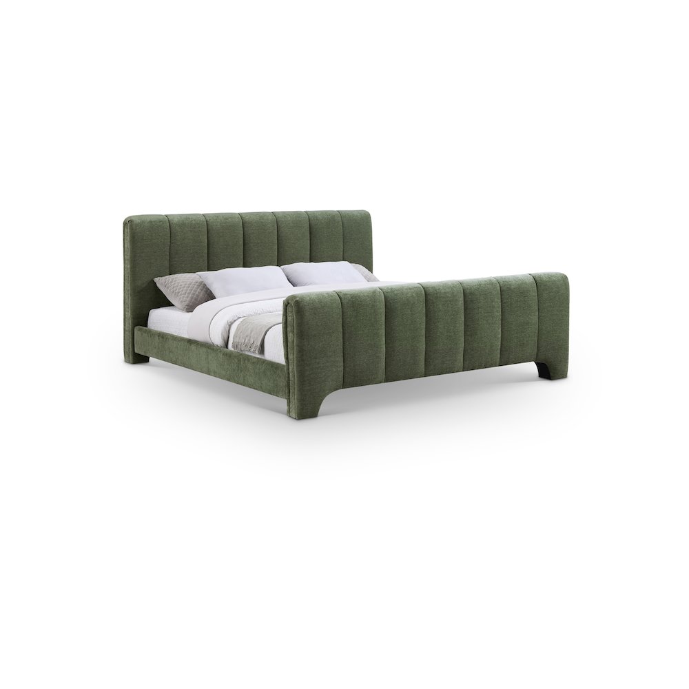 Camila Green Chenille Fabric King Bed. Picture 1