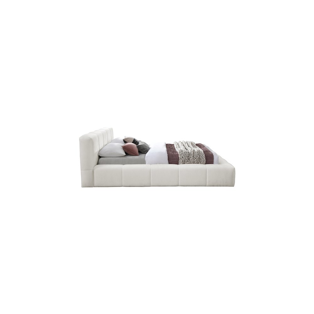 Carlin Cream Chenille Fabric King Bed. Picture 3