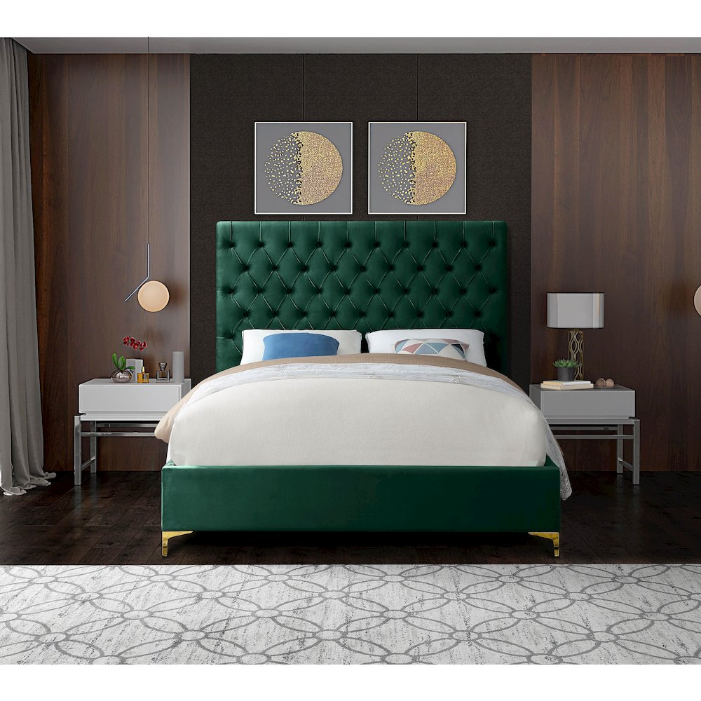 Cruz Green Velvet King Bed. Picture 7