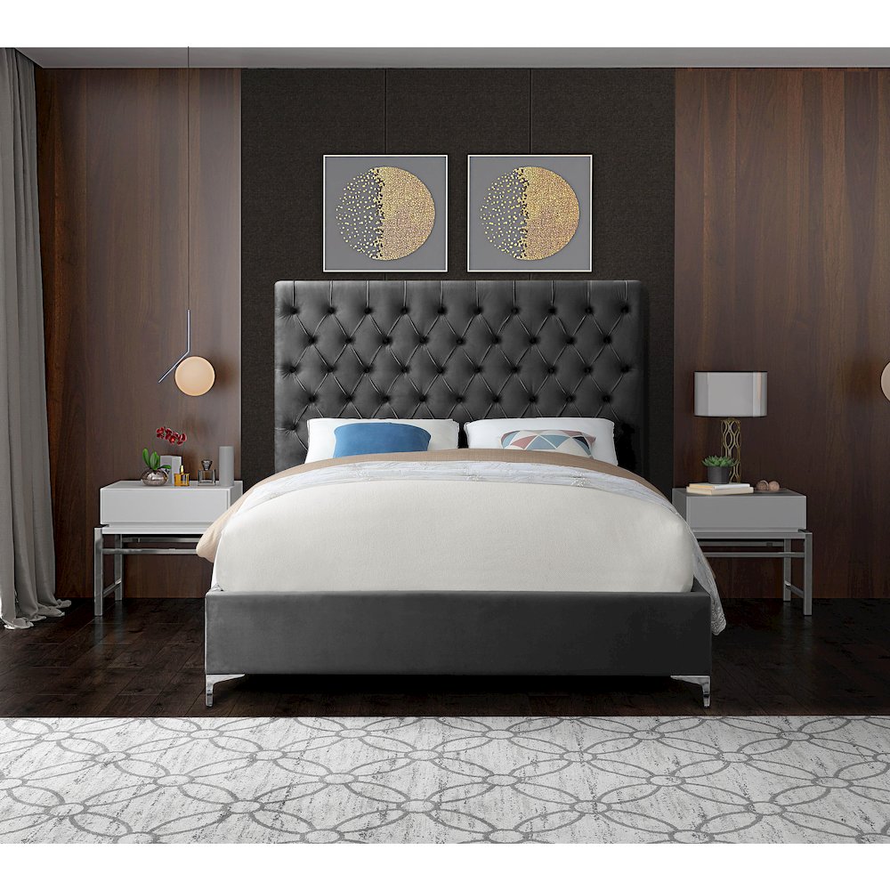 Cruz Grey Velvet Full Bed. Picture 6