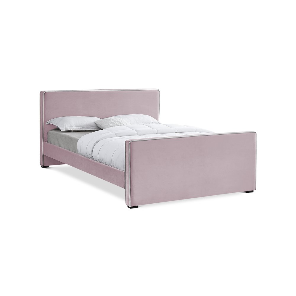 Dillard Pink Velvet Full Bed. Picture 1