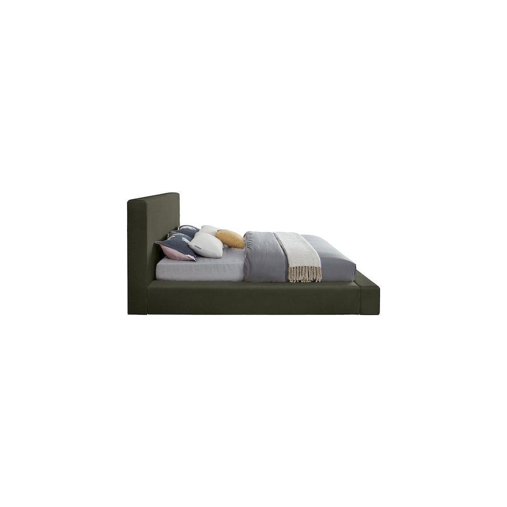 Dorian Green Velvet Full Bed. Picture 3
