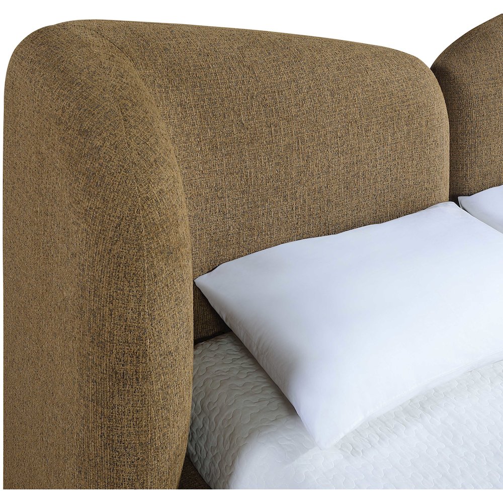 Elowen Brown Chenille Fabric Upholstered King Bed. Picture 5