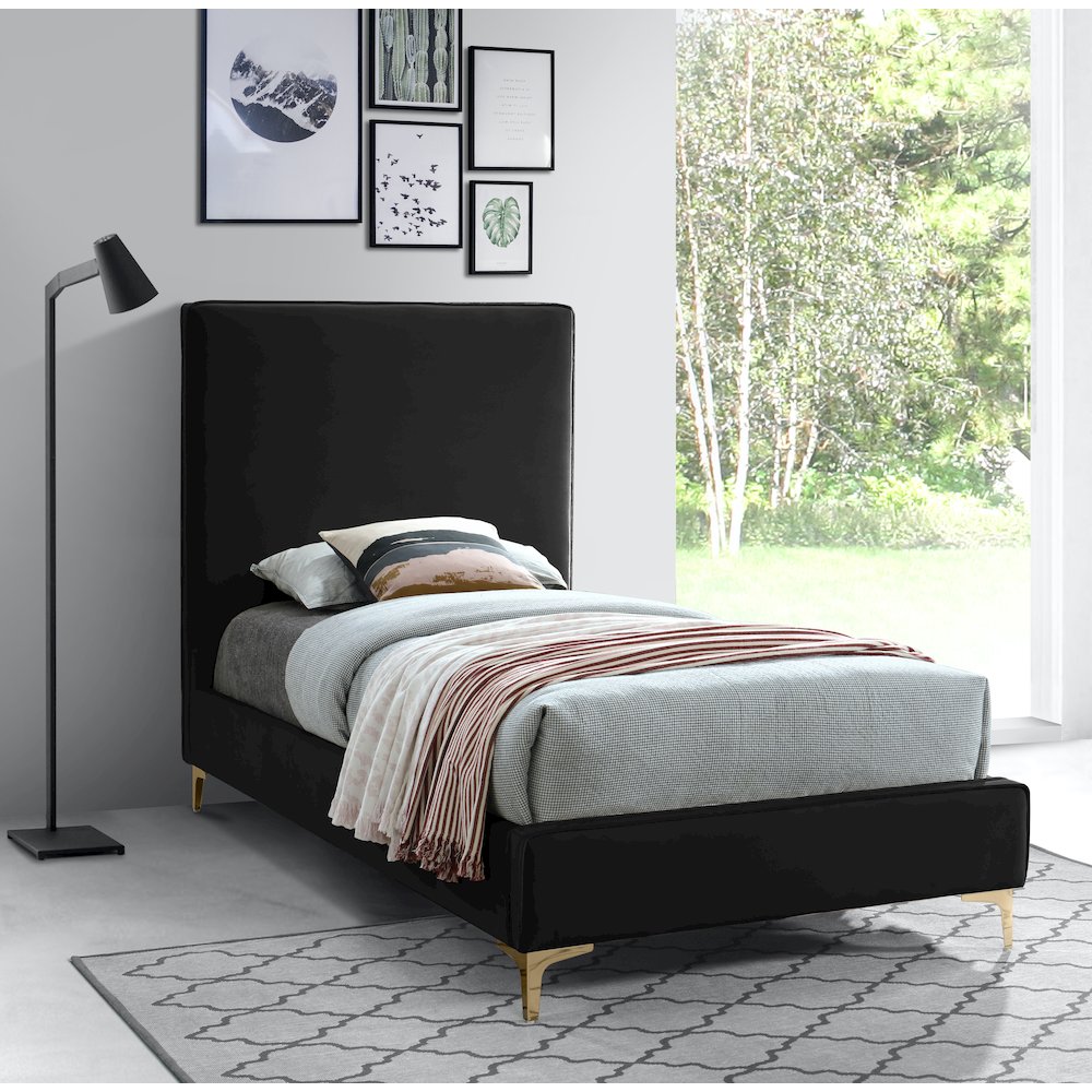 Geri Black Velvet Twin Bed. Picture 2