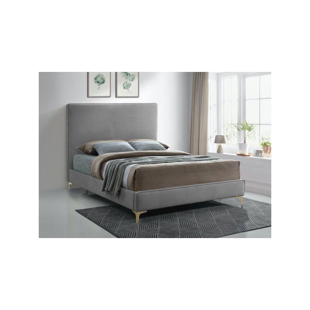 Geri Grey Velvet King Bed. Picture 2
