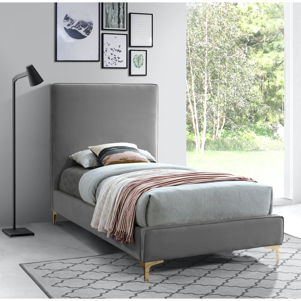 Geri Grey Velvet Twin Bed. Picture 2