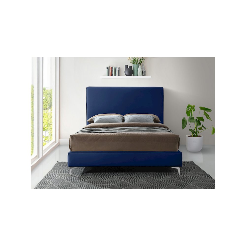 Geri Navy Velvet King Bed. Picture 7