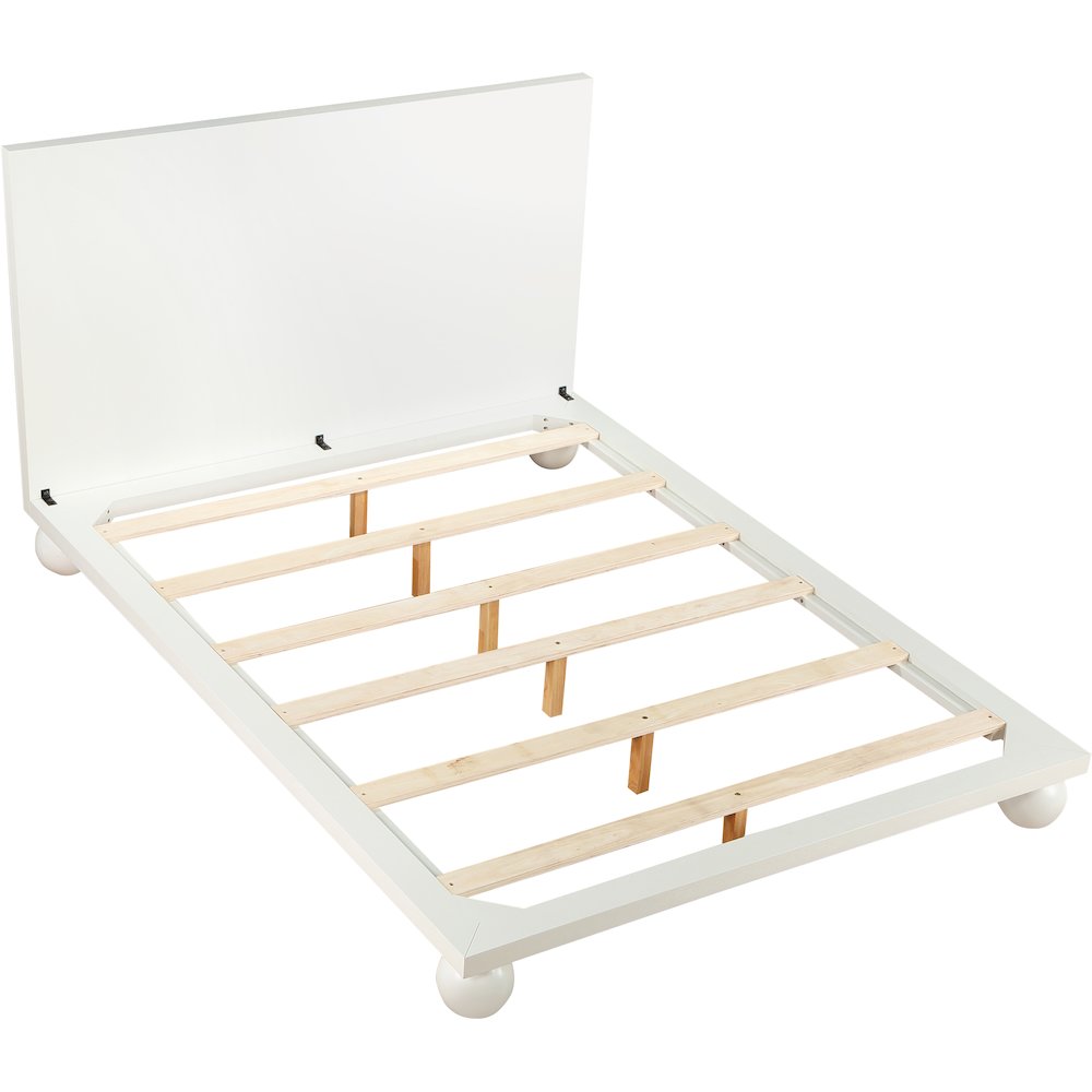 Kent Cream Queen Bed. Picture 6