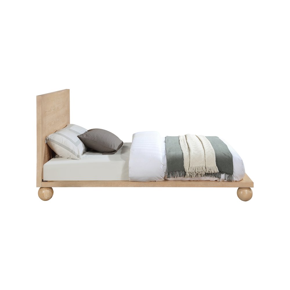 Kent Natural Queen Bed. Picture 2