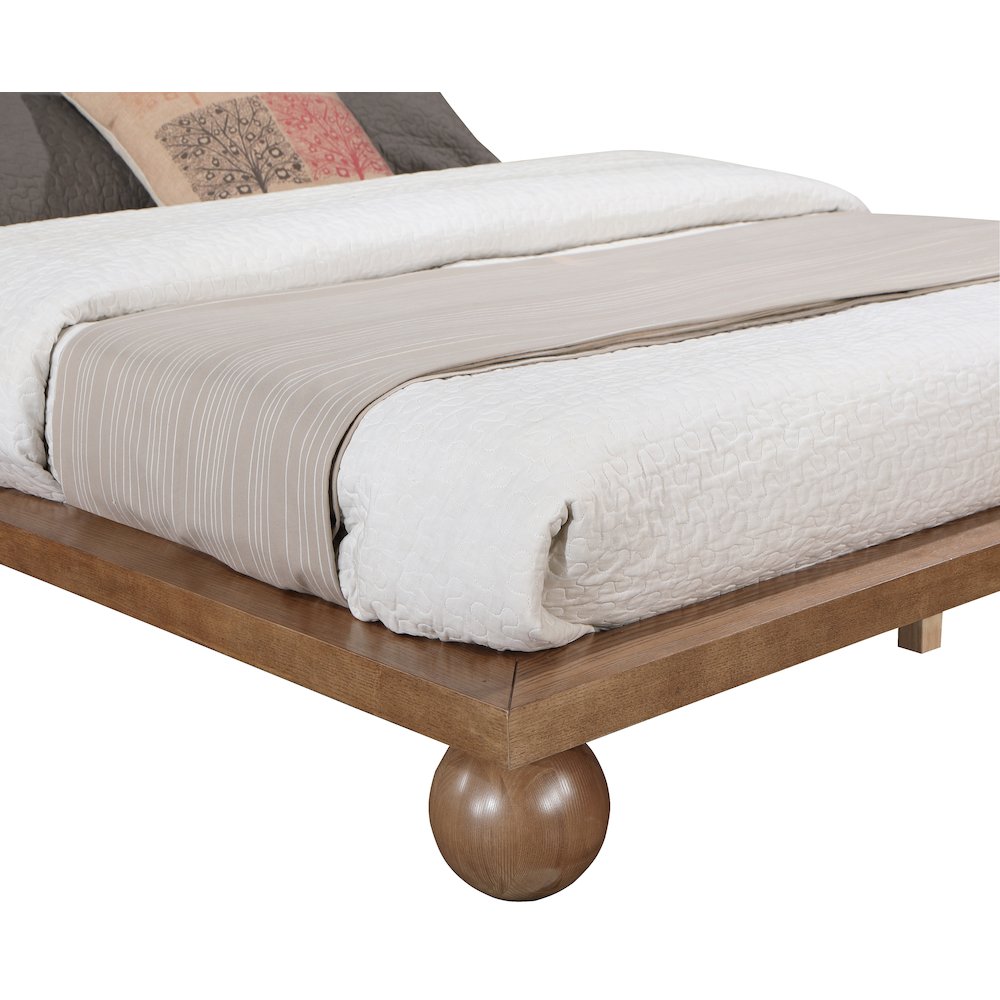 Kent Walnut King Bed. Picture 5