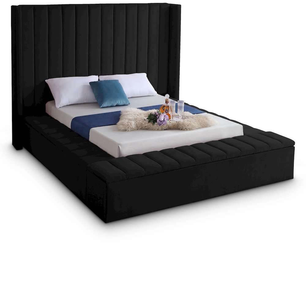 Kiki Black Velvet Full Bed. Picture 1