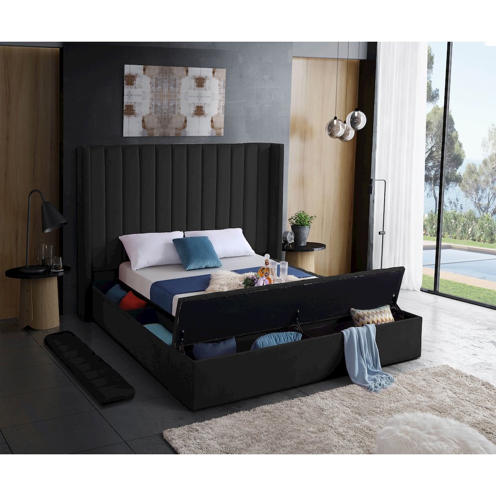 Kiki Black Velvet Full Bed. Picture 7