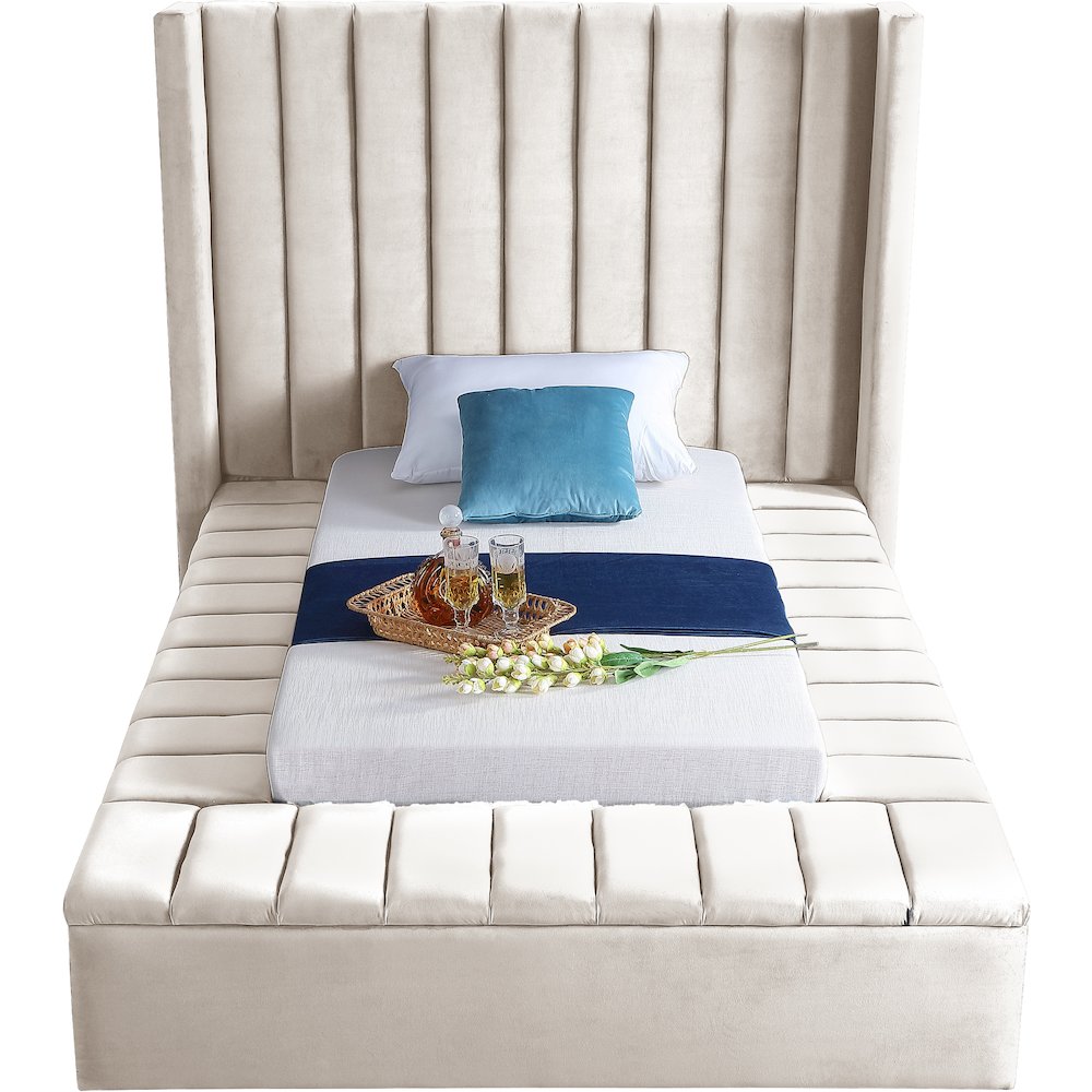Kiki Cream Velvet Twin Bed. Picture 4
