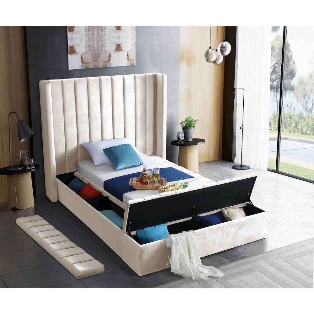 Kiki Cream Velvet Twin Bed. Picture 7