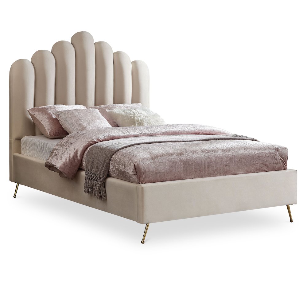 Lily Cream Velvet Full Bed. Picture 1