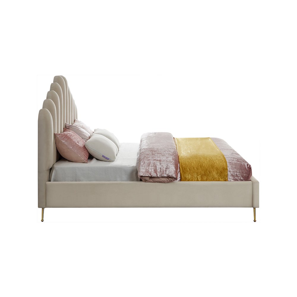 Lily Cream Velvet King Bed. Picture 3