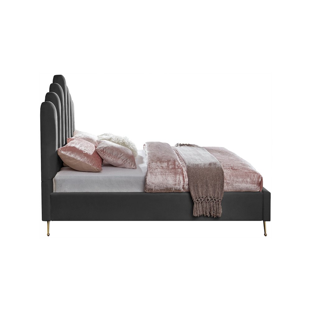 Lily Grey Velvet Full Bed. Picture 3