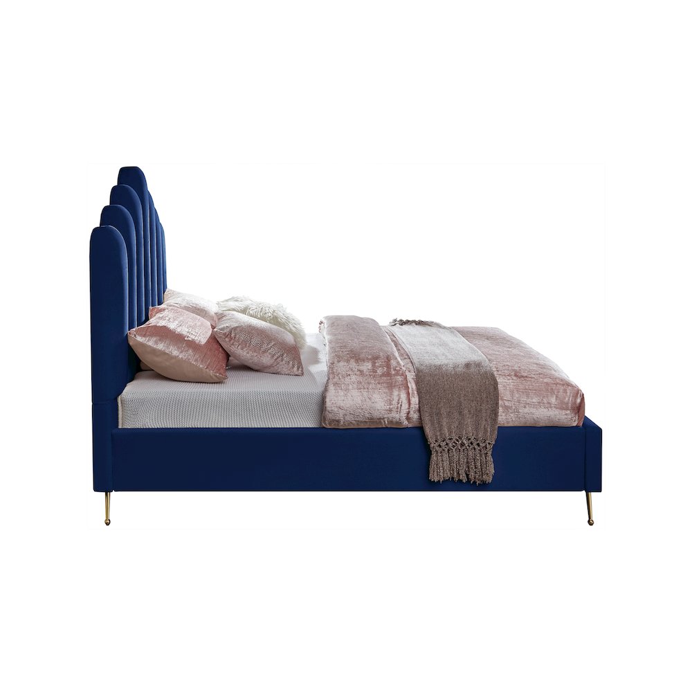Lily Navy Velvet Full Bed. Picture 3