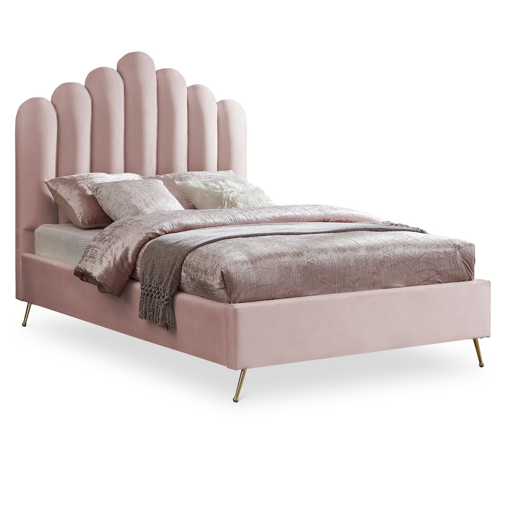 Lily Pink Velvet Full Bed. Picture 1