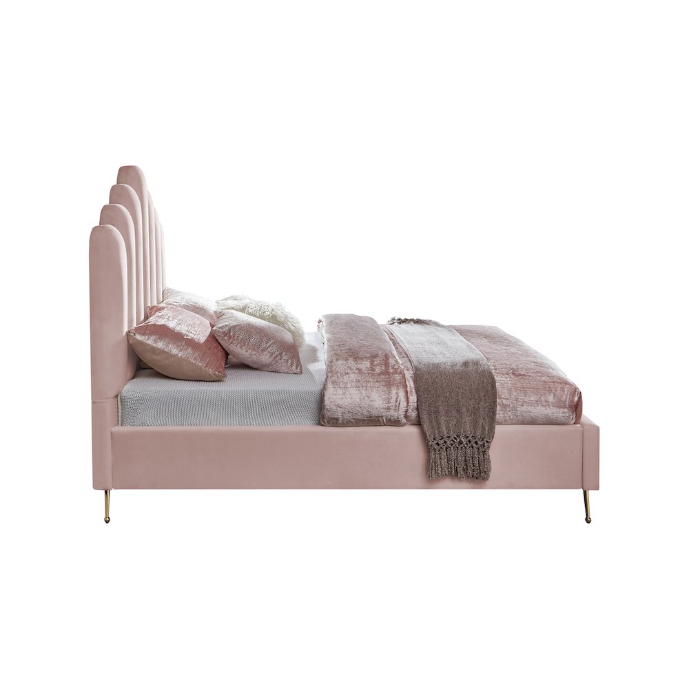 Lily Pink Velvet Full Bed. Picture 3