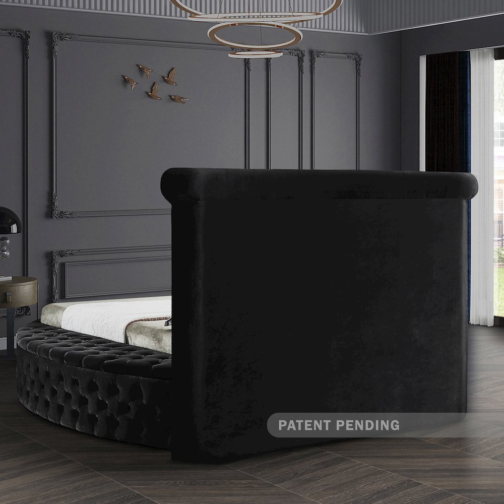 Luxus Black Velvet Queen Bed. Picture 9