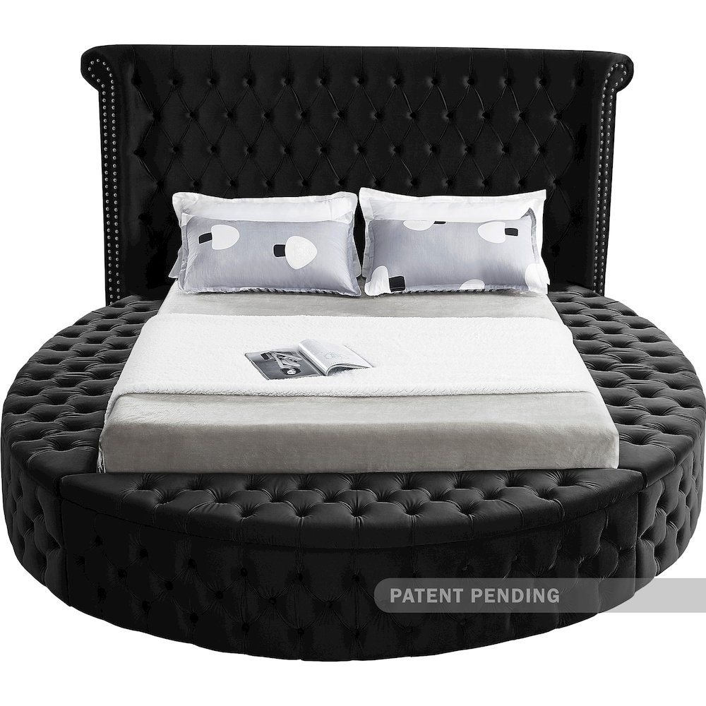 Luxus Black Velvet Queen Bed. Picture 4