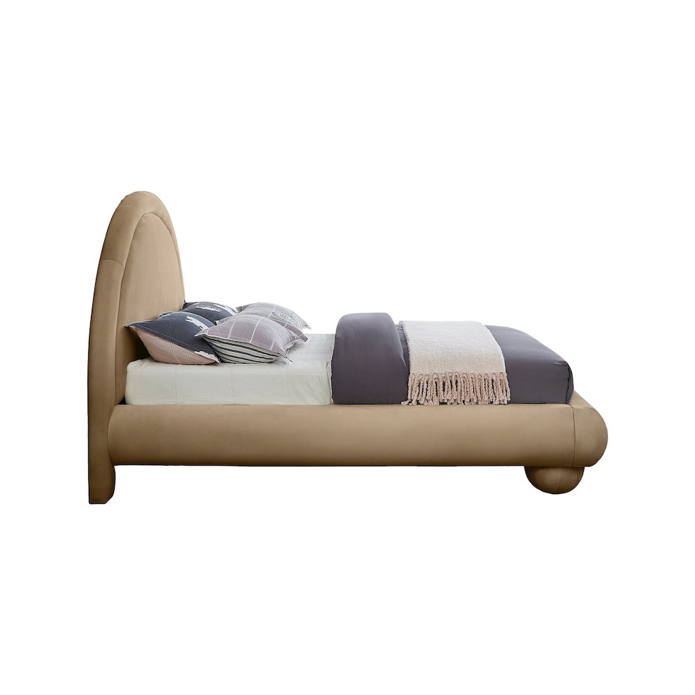 Madrid Beige Velvet Full Bed. Picture 3
